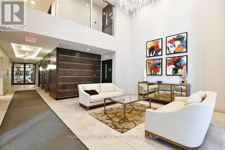 Property Photo:  108 Richmond Road 804  ON K1Z 0B3 