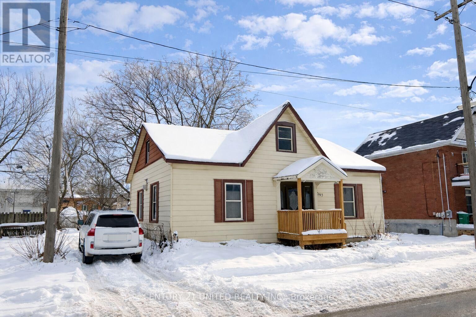Property Photo:  263 Bethune Street  ON K9J 3L5 
