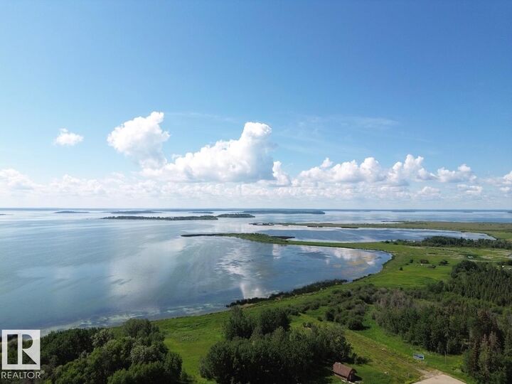 Property Photo: 5 Islandview Road Lac La Biche Lake AB T0A 2C1