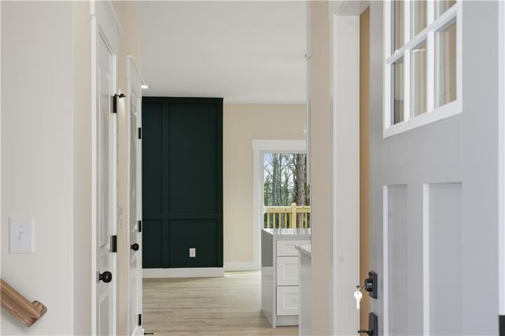 Property Photo:  320 Hunnicutt Road SE  GA 30126 