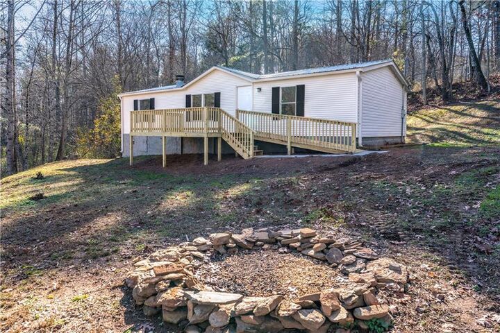 Property Photo:  341 Mountain Lake View Drive  GA 30143 