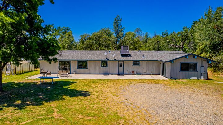 Property Photo: 47457 Road 620 CA 93644