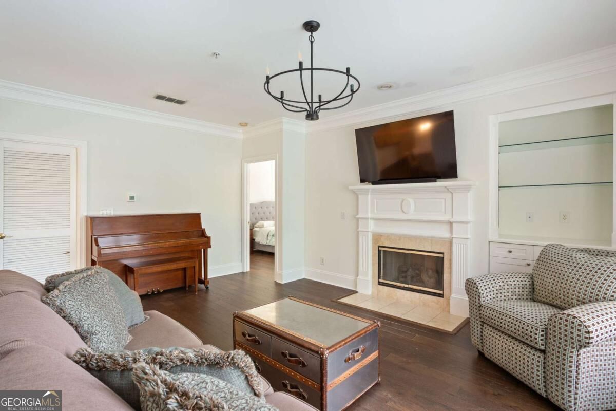 Property Photo: 4100 Paces Walk SE 2203 GA 30339