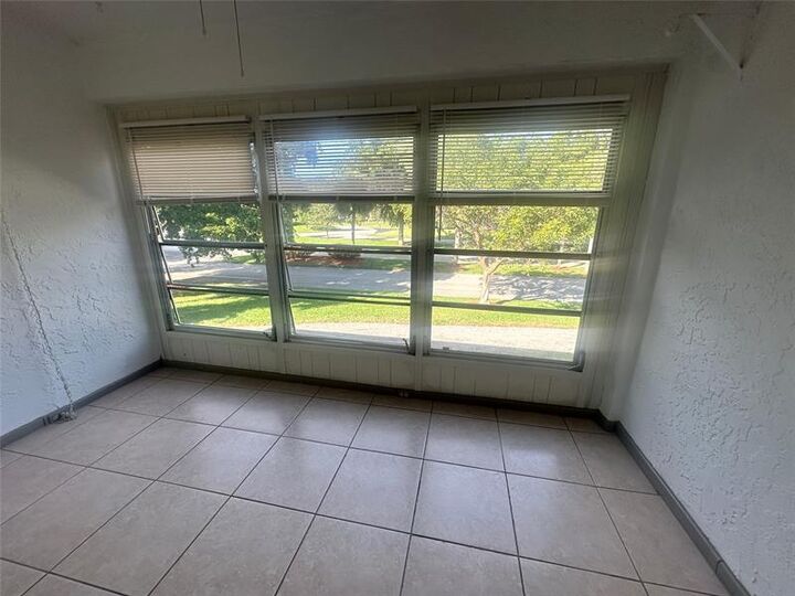 Property Photo:  2701 Nassau Bnd B2  FL 33066 