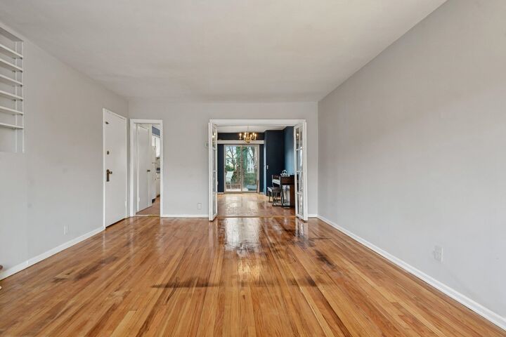 Property Photo:  15 Towers St  NJ 07035 