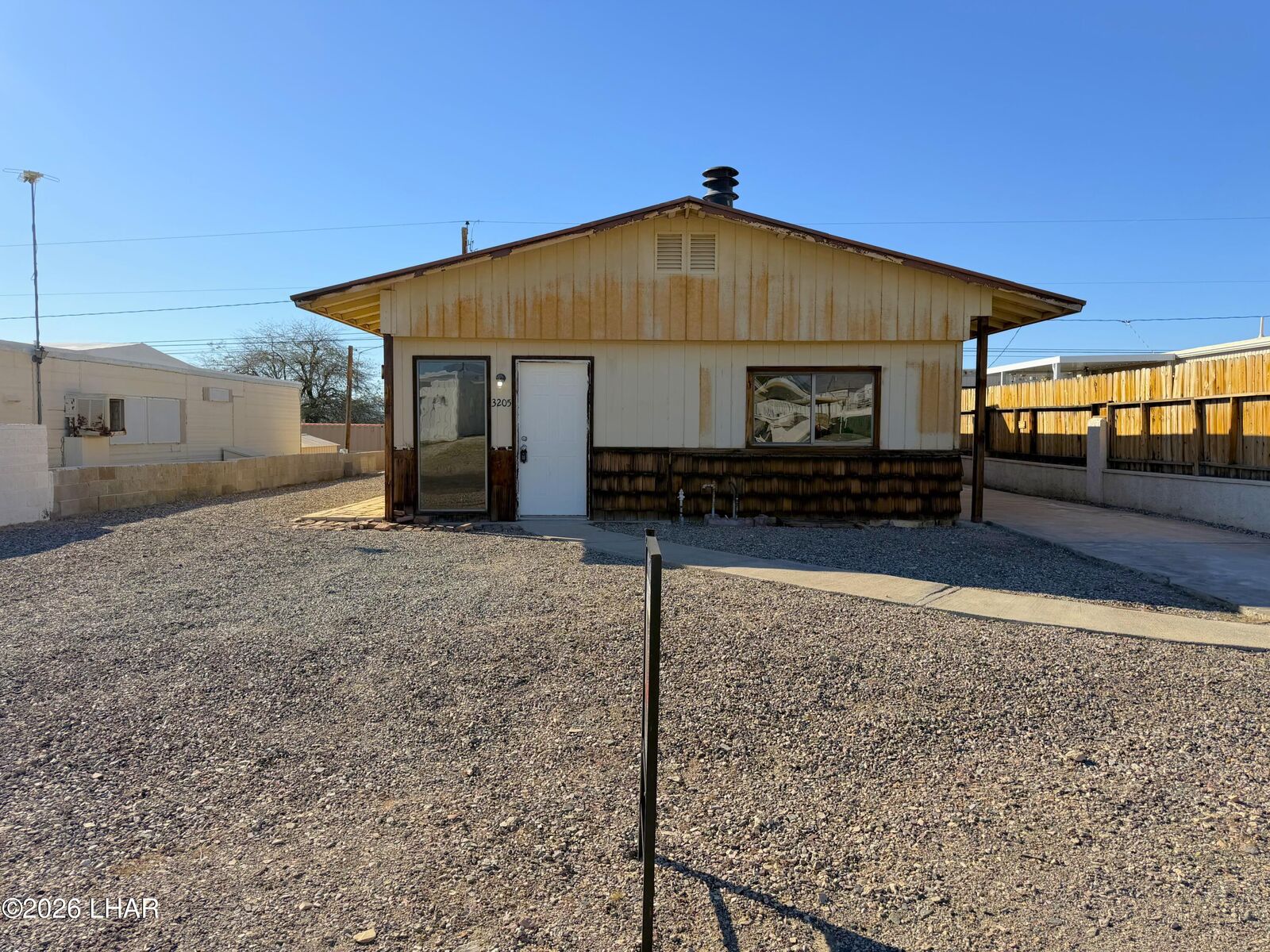 Property Photo:  3205 Erwin Ln  AZ 86404 