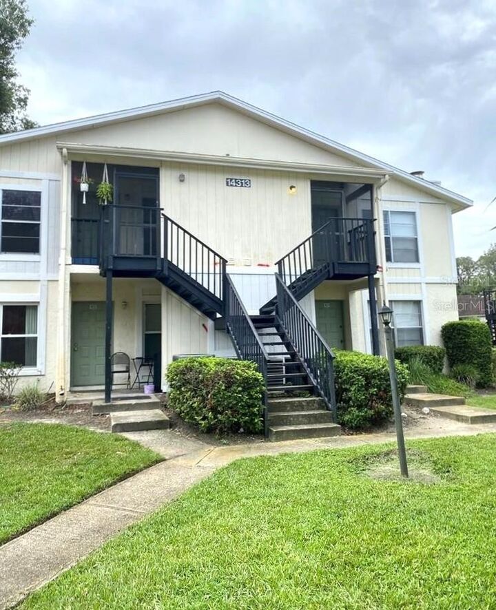 Property Photo:  14313 Hanging Moss Circle 201  FL 33613 