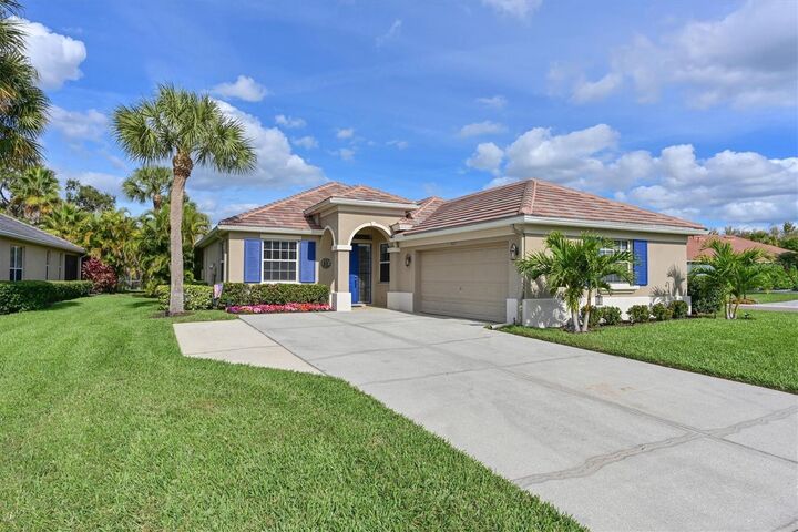 Property Photo:  9617 Turning Leaf Terrace  FL 34212 