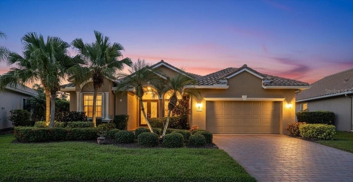 Property Photo:  4054 65th Place E  FL 34243 