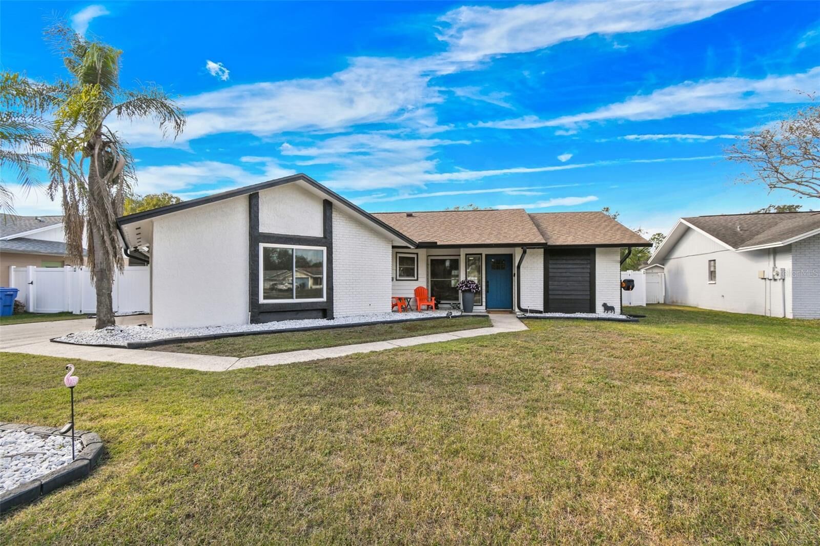 Property Photo:  1729 Lake Crest Avenue  FL 33510 