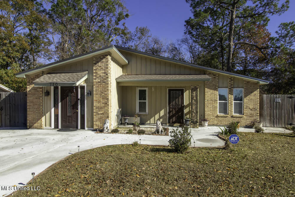 Property Photo: 710 Beverly Drive MS 39503