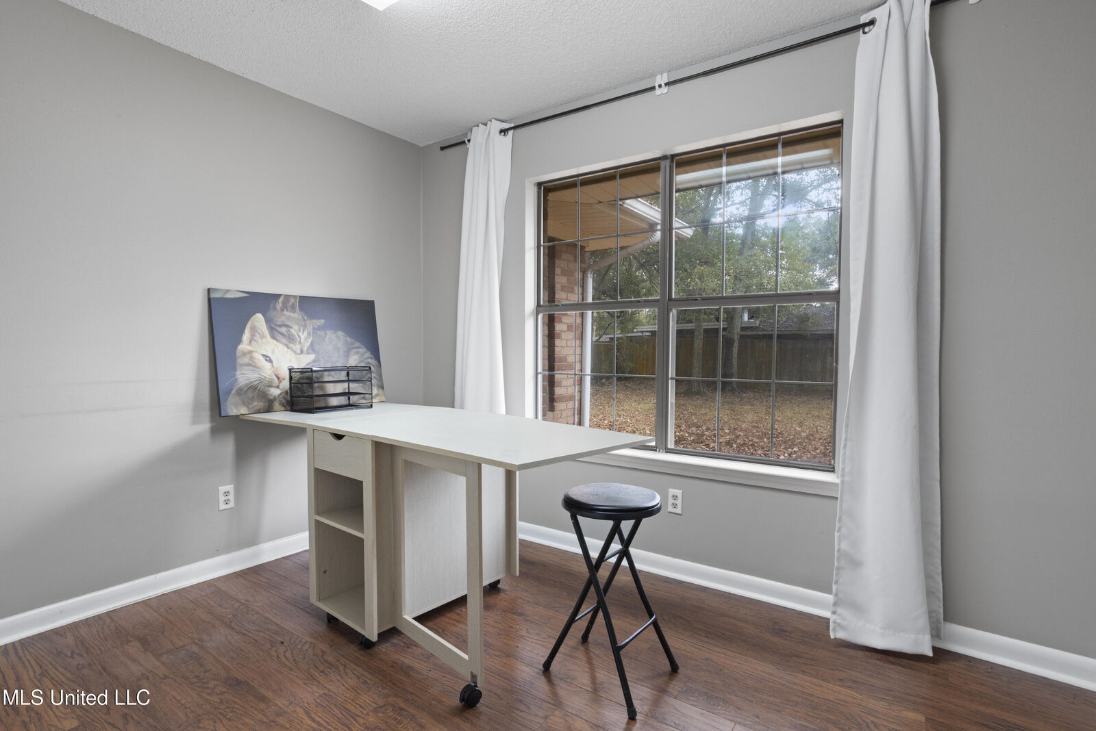 Property Photo:  831 Graveline Road  MS 39553 