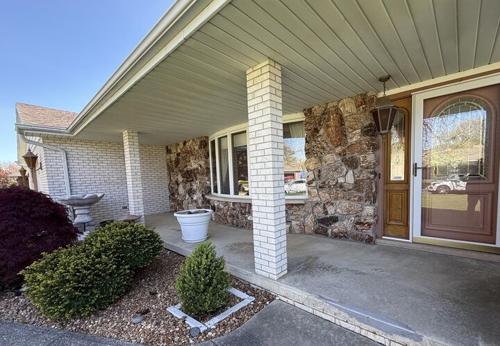 Property Photo:  4454 E Park Drive  MI 48706 