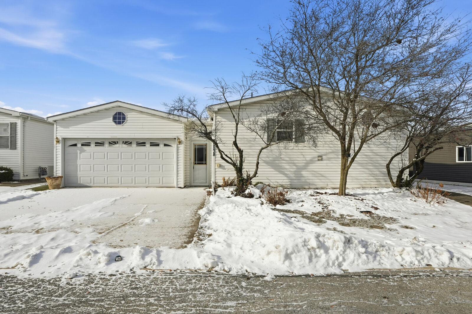 Property Photo:  25538 S Shinnecock Drive  IL 60449 