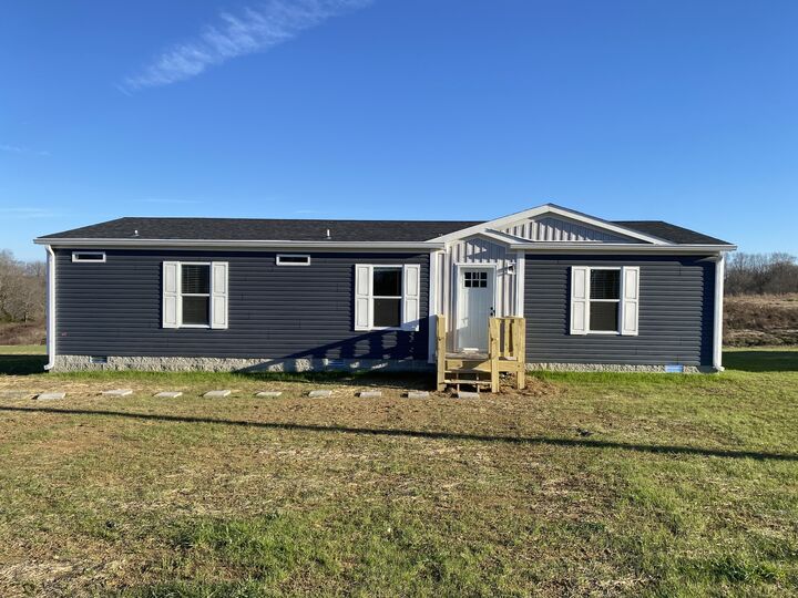 Property Photo:  1668 Gamaliel Rd  TN 37150 