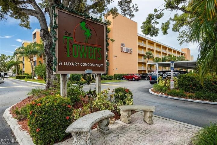 Property Photo:  2366 E Mall Drive 304  FL 33901 