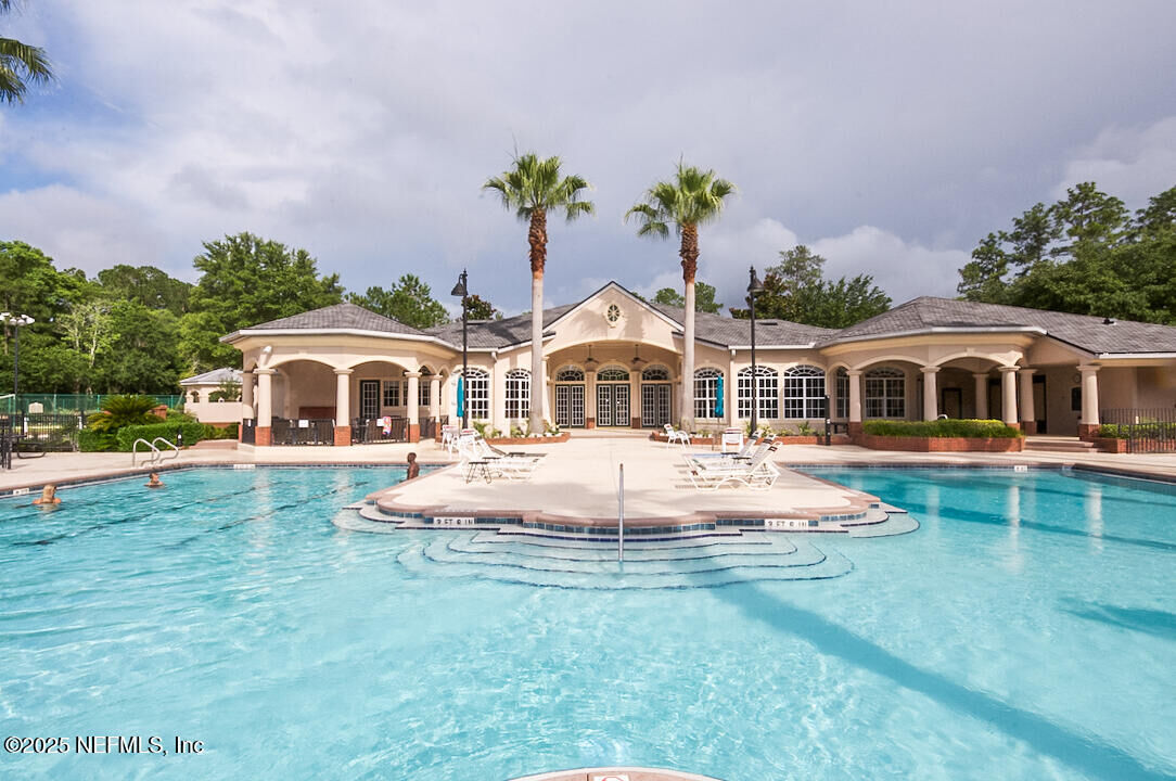 Property Photo:  13810 Sutton Park Drive 839  FL 32224 