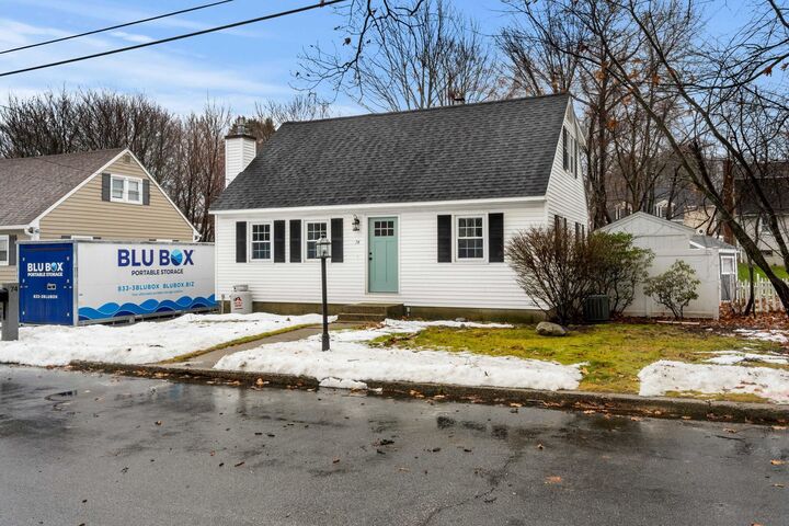 Property Photo:  74 S Fremont Street  NH 03103 