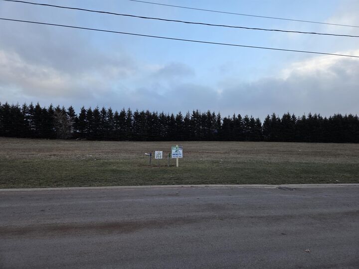 21-2 Darrach Drive — photo 1