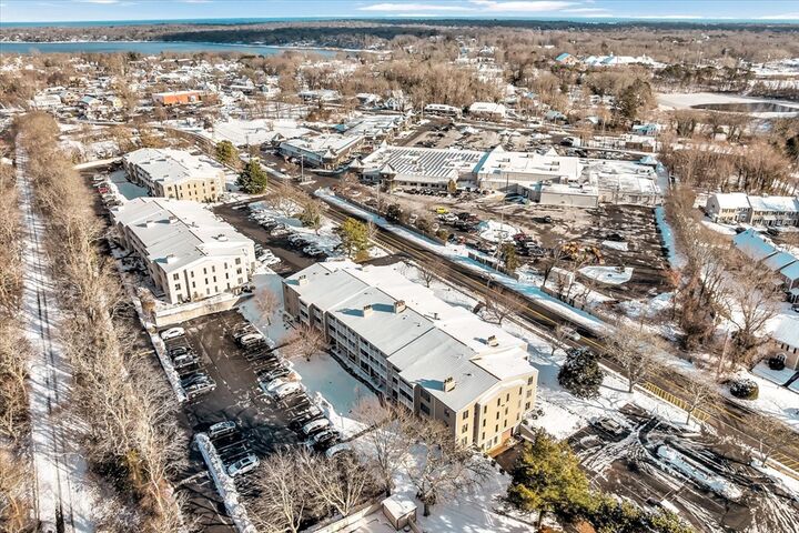 Property Photo:  42 Old Colony Way 14  MA 02653 