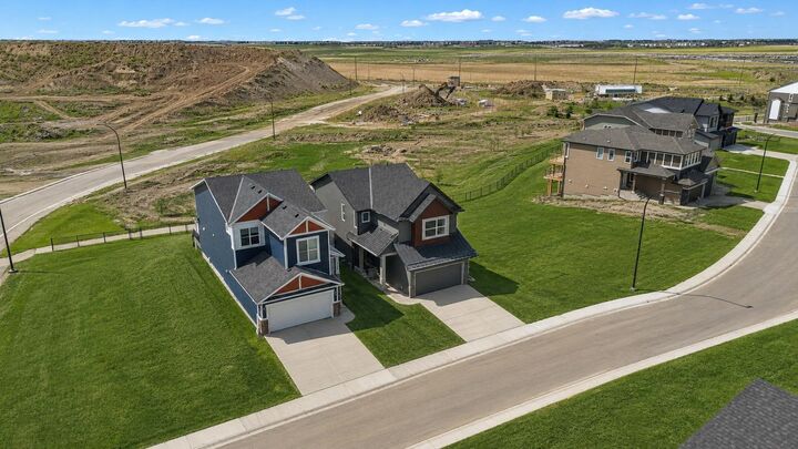 Property Photo: 170 Herron Way NE AB T3P 2K9