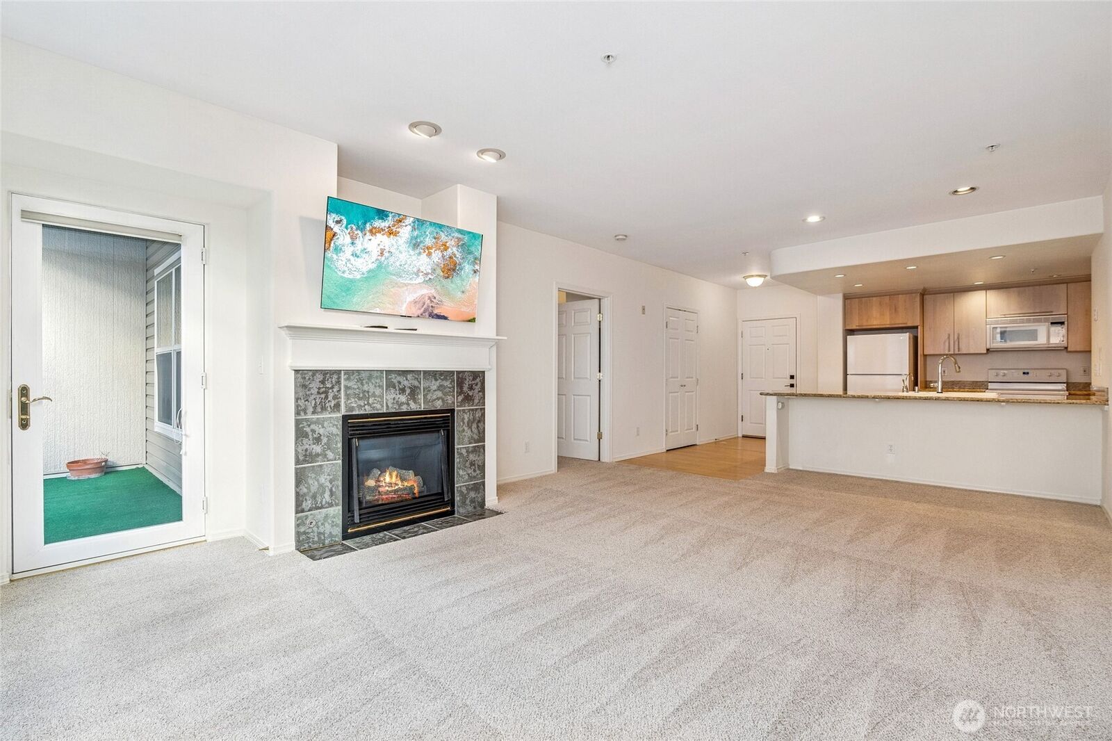 Property Photo:  3221 SW Avalon Way 313  WA 98126 