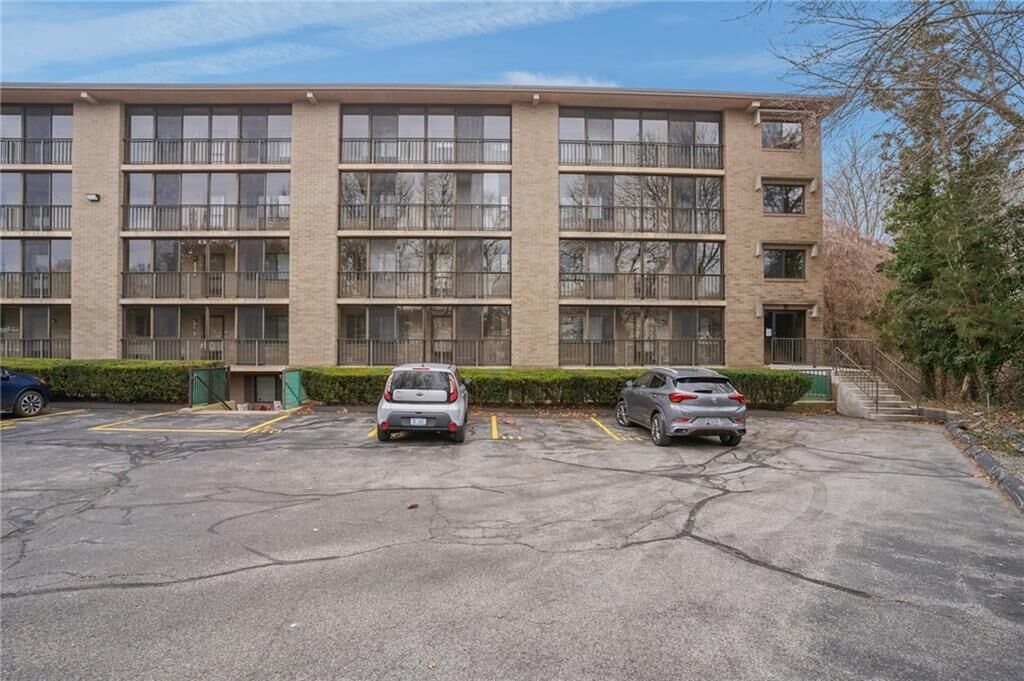 Property Photo: 650 East Greenwich Avenue B5 211 RI 02898