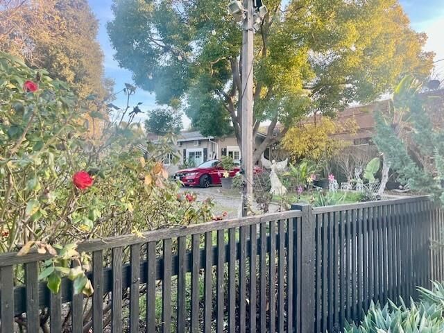 Property Photo:  406 7th Avenue  CA 94025 