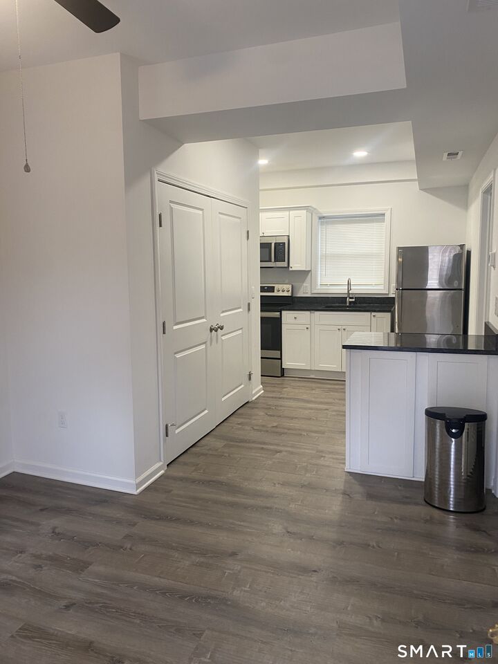 Property Photo:  19 Railroad Avenue  CT 06403 