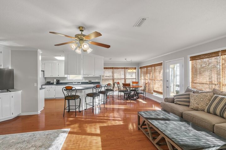 Property Photo:  683 Calhoun Dr  AL 36310 