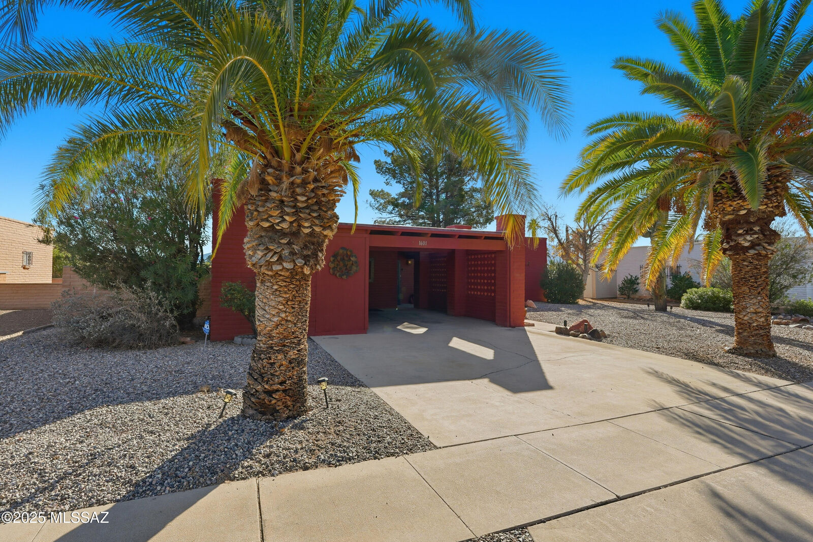 Property Photo:  1601 S Santa Belia  AZ 85614 