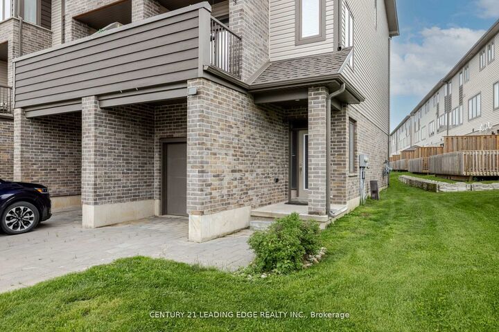 Property Photo: 2080 Meadowgate Boulevard N ON N6M 1K1