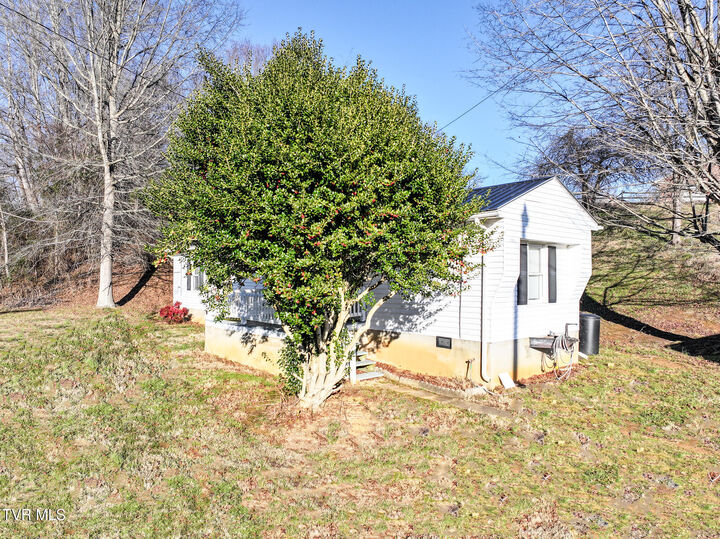 Property Photo:  2361 Old State Route 34  TN 37681 