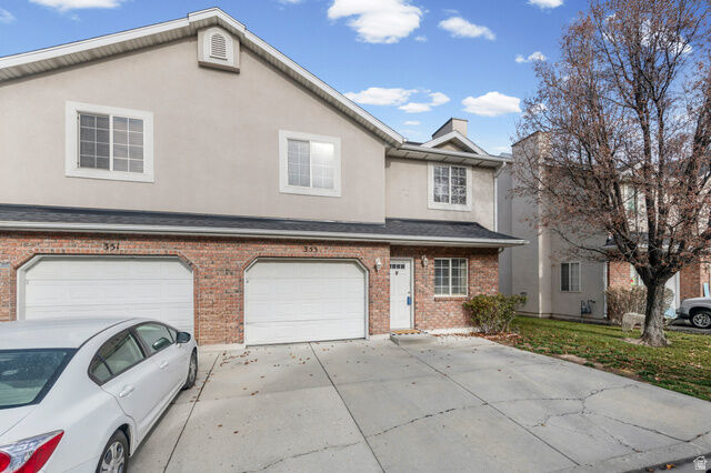 Property Photo: 353 E Newsome Park Ln UT 84115