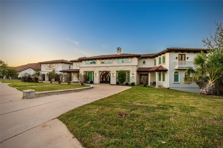 Property Photo:  2204 Canonero Drive  TX 78746 