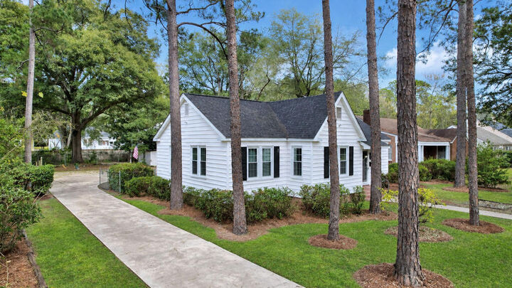 Property Photo:  825 First Avenue  GA 31701 