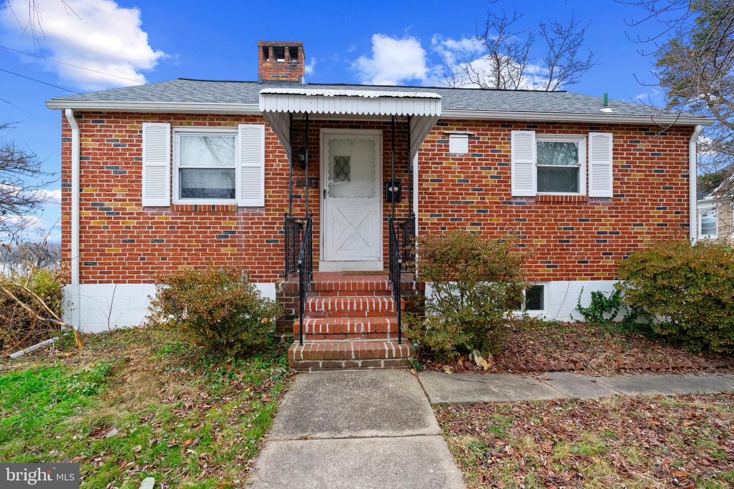 Property Photo: 6809 Linden Avenue MD 21206