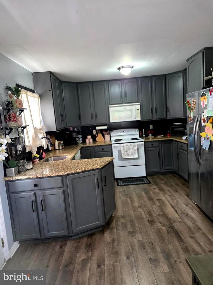 Property Photo:  65 S Atlantic Avenue  NJ 08009 