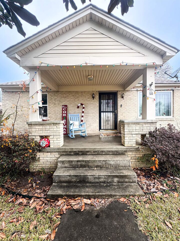 Property Photo:  117 S Fourth Street  AR 72015 