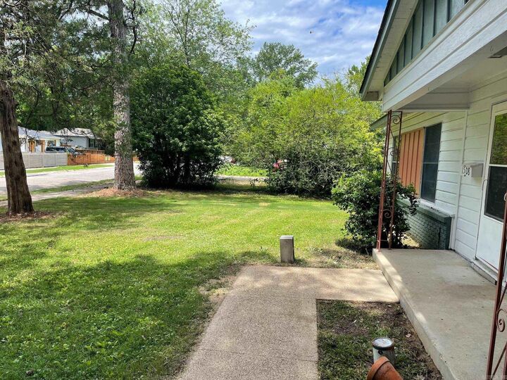 Property Photo:  1508 Keaton St  AR 72076 