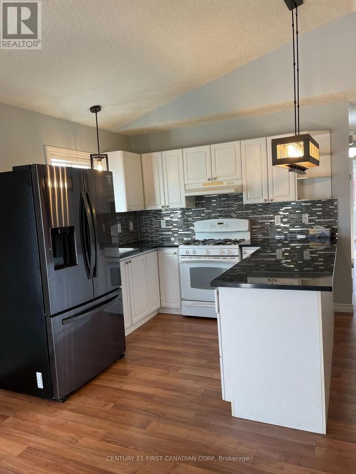 Property Photo:  57 St Julien Street  ON N5Z 2M5 