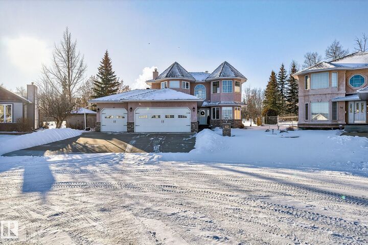 Property Photo:  47 Willow Springs Crescent  AB T4S 1G3 