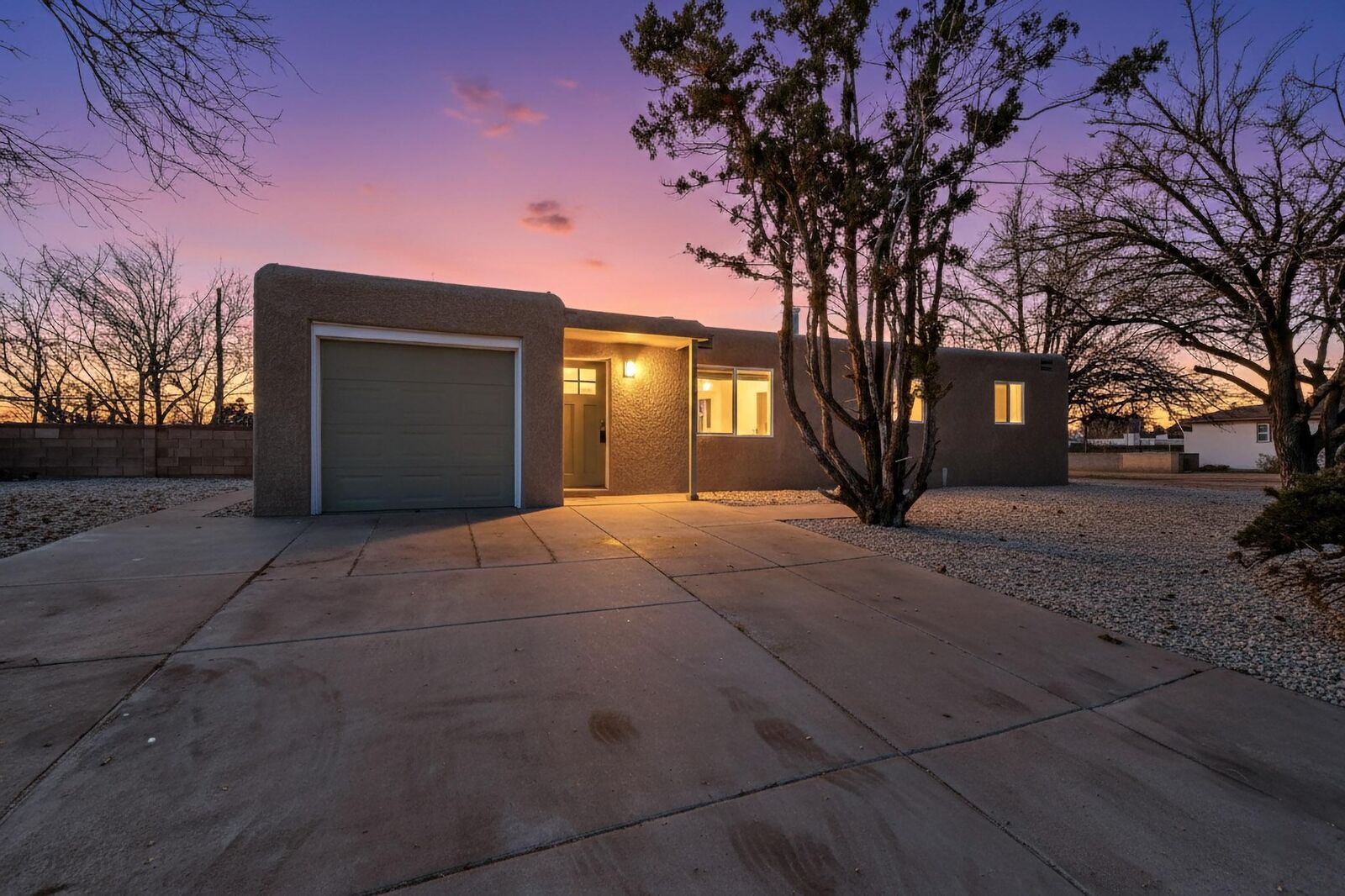 Property Photo:  3419 E La Veta Drive NE  NM 87110 