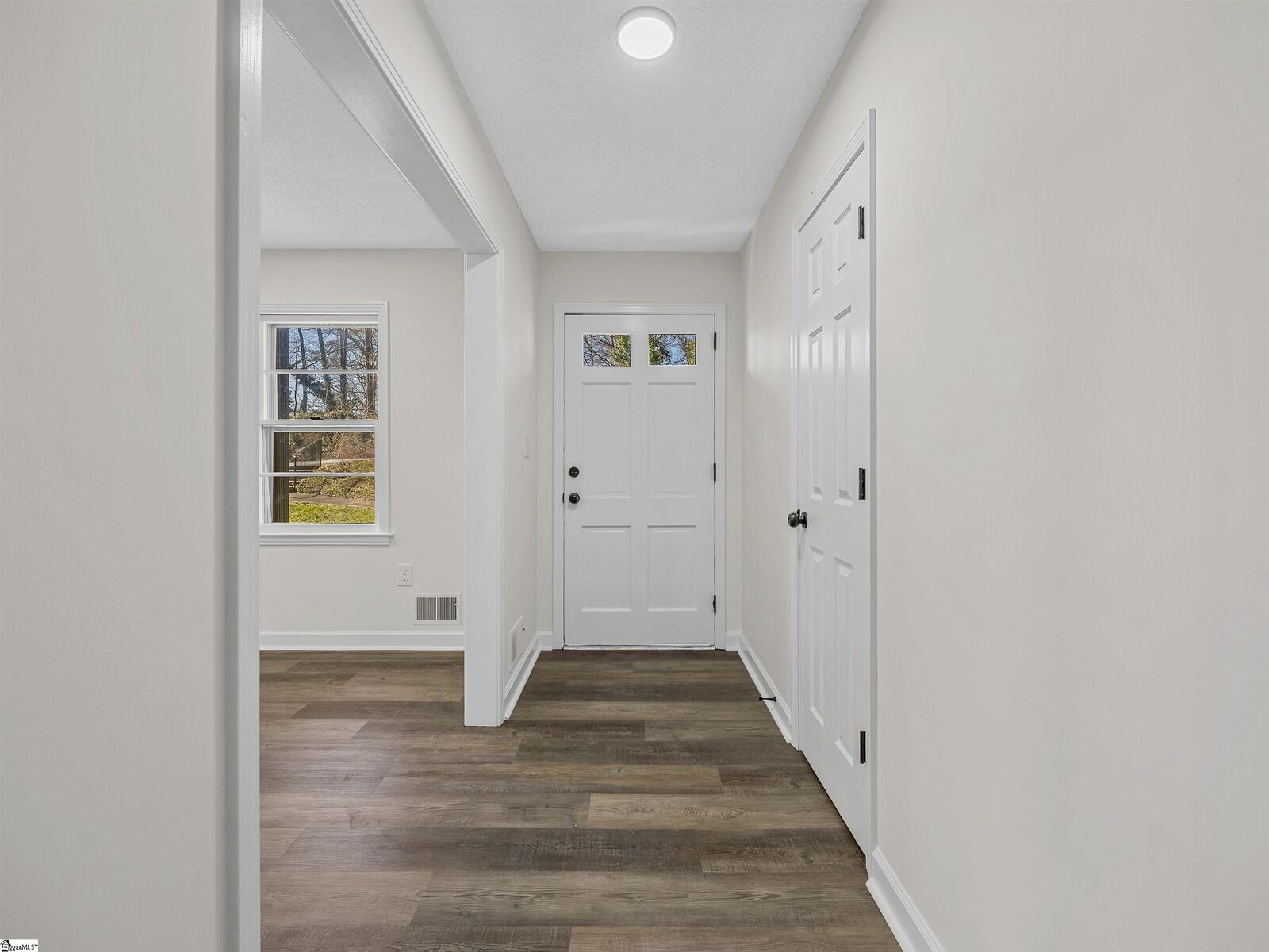 Property Photo: 196 Ellington Drive SC 29301