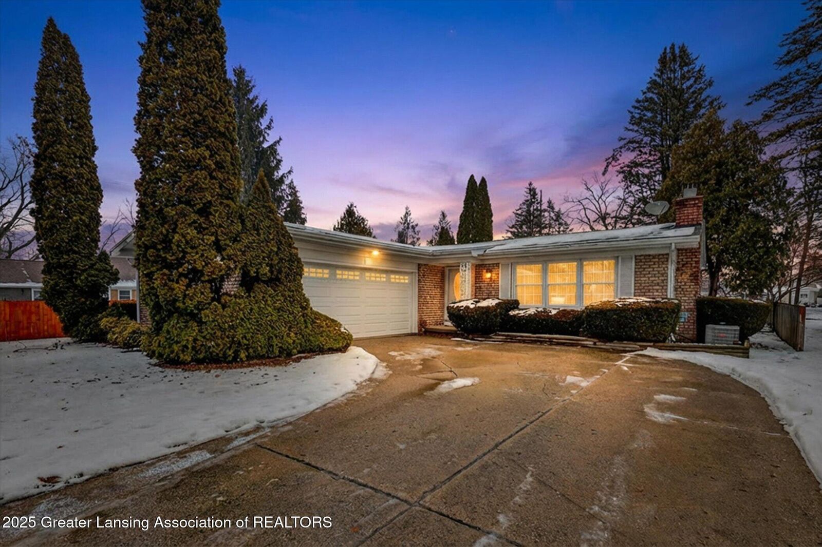 Property Photo:  2419 Park Street  MI 48917 