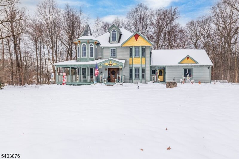 Property Photo:  1 Donna Lynn Ter  NJ 07461 