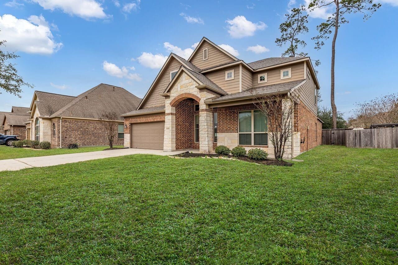 Property Photo: 2739 Barrington Branch Drive TX 77373