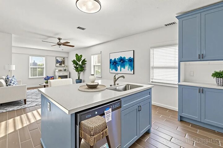 Property Photo:  3318 Avenue M  TX 77550 