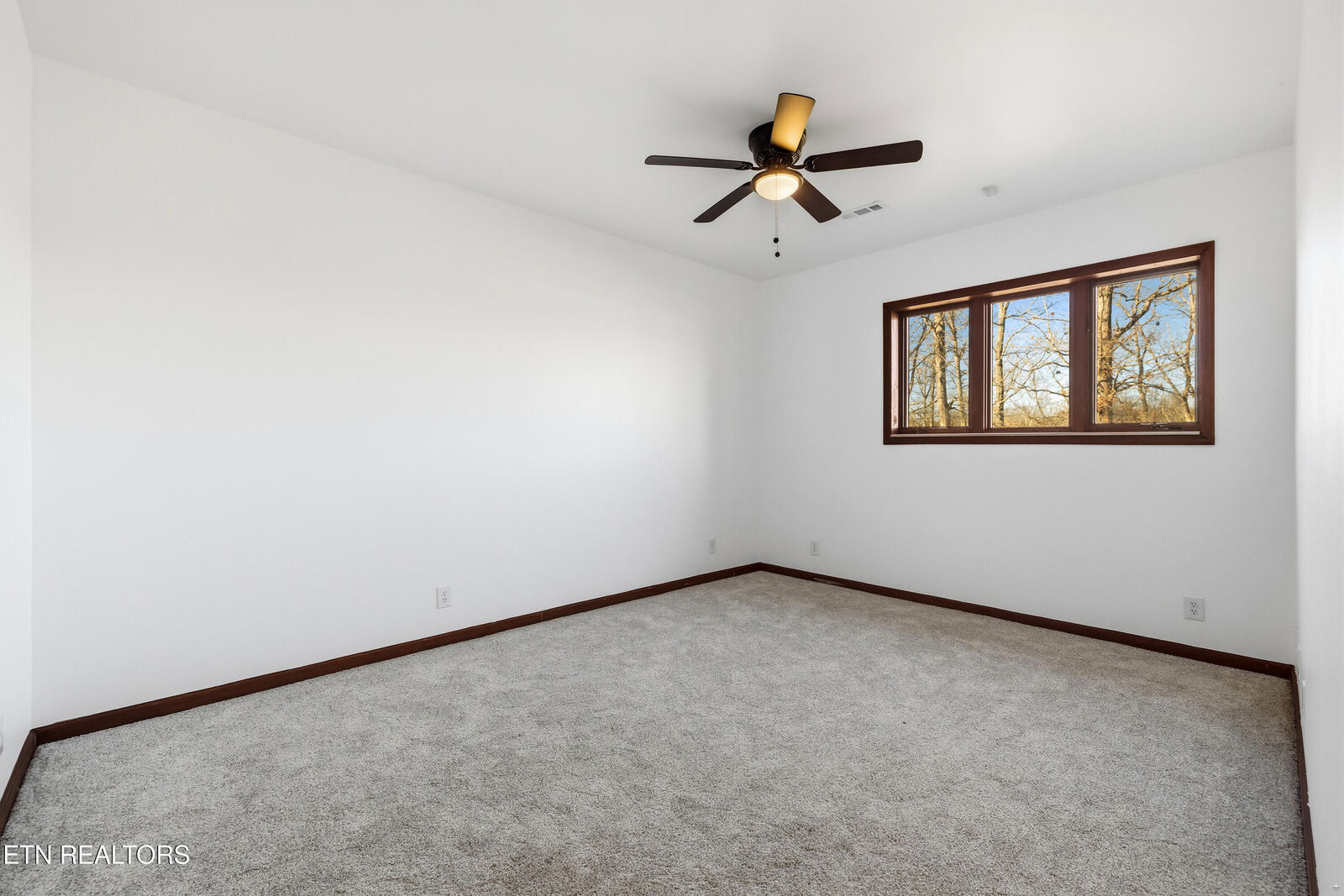 Property Photo: 8002 Jackson Bend Rd TN 37772