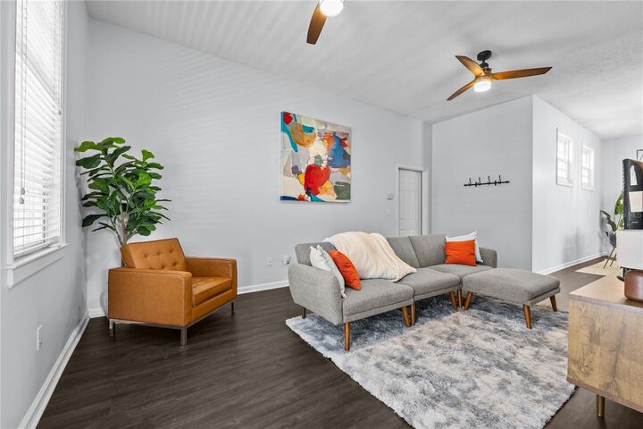 Property Photo:  5213 SW 91st Terrace B  FL 32608 